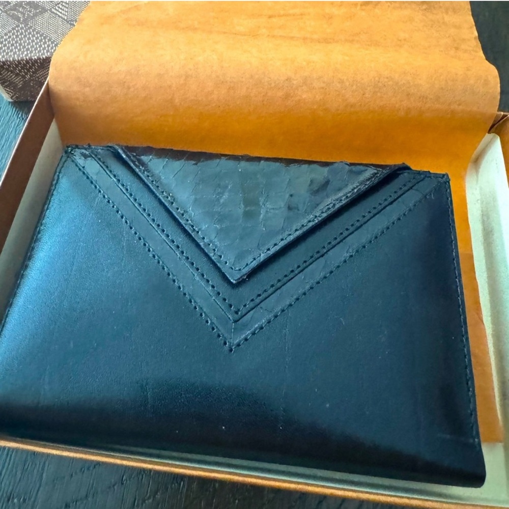 Vintage Italian Black Leather Wallet. Own a piece of History.